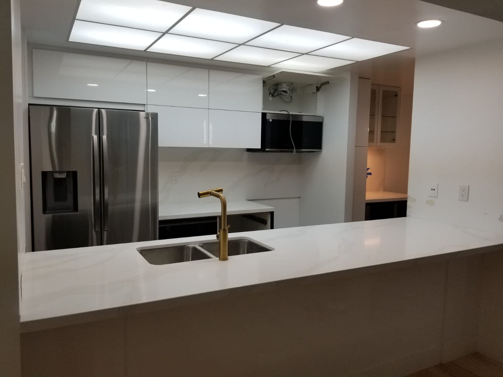 Kitchen countertop 1