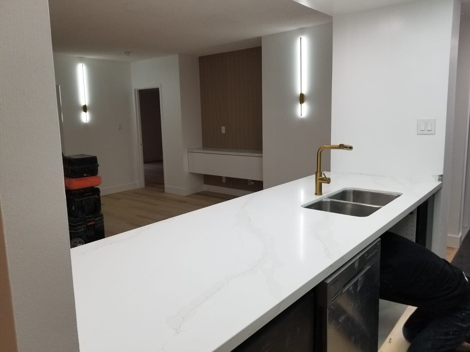 Kitchen countertop 9
